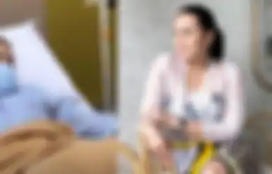 'Kambuh karena Jarang Terapi, Fitri Salhuteru Beberkan Kondisi Kesehatan Nikita Mirzani yang Kian Menurun Lantaran Ditahan