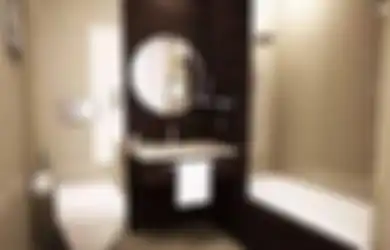 Simsalabim! Kamar Mandi Tanpa Ventilasi Anti Pengap Pakai Cara Mujarab