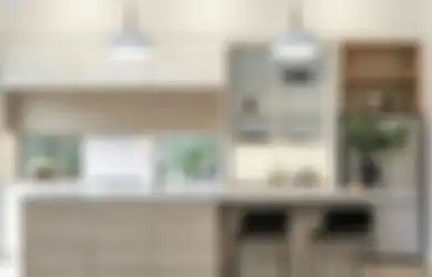 Gak Pernah Disangka! Pasang Tempat Penyimpanan Ini Justru Bikin Foto Desain Dapur Mungil Jadi Rujukan