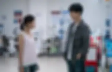Sinopsis Film Korea The Girl on A Bulldozer yang Dibintangi Yesung!
