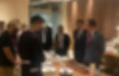 KEREN! Chef Arnold Jadi Juru Masak Gala Dinner KTT G20, Pamer Foto Bareng Tim hingga RI 1