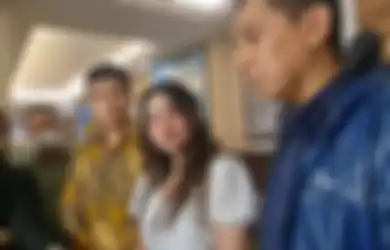 Tak Pernah Terungkap Sebelumnya, Dewi Perssik Ternyata Miliki Masa Lalu Kelam Jadi Korban KDRT di Pernikahan Sebelumnya