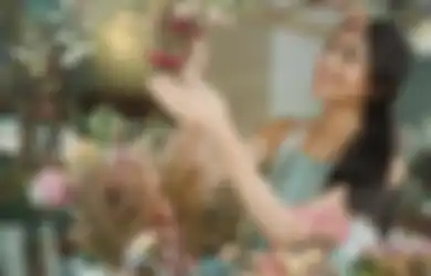 Parasnya Cantik Wataknya Setia, 7 Weton Wanita Ini Bikin Pasangan Bahagia, Minggu Pon Sangat Menghargai Suami