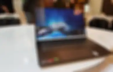 Hands-On Lenovo Yoga Slim 7 Pro X, Laptop Kreator dengan AMD Ryzen 6000 Series