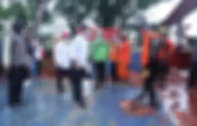 Tinjau Lokasi Gempa Cianjur, Mendikbud Bakal Prioritaskan 2 Hal Ini