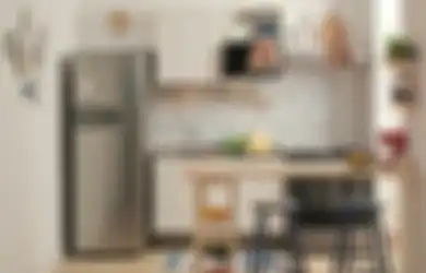 Foto Desain Dapur Kecil Berubah Total, Anti Sempit dan Multifungsi Karena Meja Bar Minimalis
