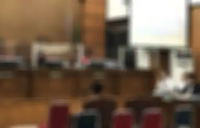 Sebut Suami Putri Candrawathi yang Pasang CCTV di Kompleks Polri Duren Tiga, ART Ferdy Sambo Bikin Hakim di Persidangan Heran: Pangkat Tinggi Kok Masang?