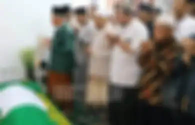 Ustaz Abdul Somad Jelaskan Hukum Anak Perempuan Memandikan Bapaknya yang Telah Meninggal, Singgung Tentang Cara Mencari Menantu