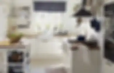 Sederhana Tapi Foto Estetiknya Bikin Hati Tergoda, Desain Dapur Mungil Curi Perhatian Berkat Dekorasi Berwarna