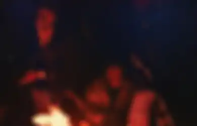 Nggak Kalah Keren dari Bokap-bokapnya, Dengerin Lagu Baru Kolaborasi Putra Personel Iron Maiden x Radiohead!