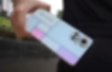 Kamera Pro di Smartphone Ini Bikin Kamu Terlihat Bagus Banget Malam Ini...