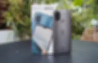 Unboxing Nokia C21 Plus, Dapat Paket Lengkap untuk HP 1 Jutaan