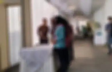 Bleketepe di Rumah Erina Gudono Dipasang, Tamu Undangan Calon Istri Kaesang Pangarep Tak Bisa Sembarangan, Pengamanan Ketat Diterjunkan