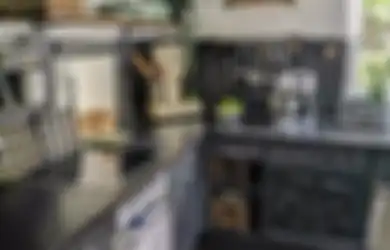 Alasan Desain Dapur Jadul Dipasangi Elemen Bermotif Tak Biasa, Agar Foto Interiornya Makin Aesthetic