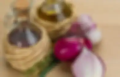DIY Minyak Bawang Bombay untuk Rambut Sehat, Kuat, dan Berkilau