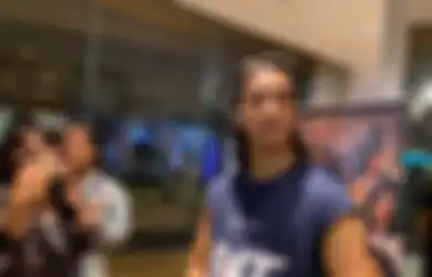 Syuting Balada Si Roy, Abidzar Al-ghifari Contek Gaya Pacaran Ortunya Dulu