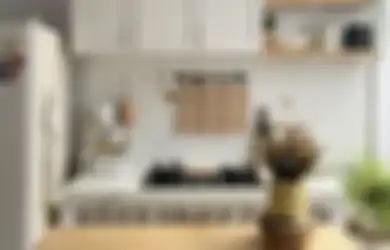 Rumah Minimalis Adopsi Desain Dapur Sempit Model Unik, Foto Interiornya Terlihat Elegan Karena Dekorasi Simpel
