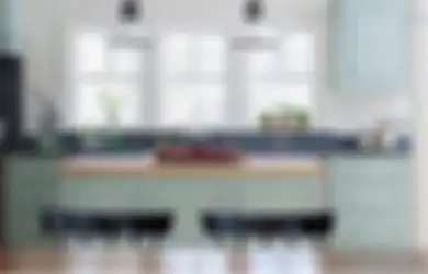 Ini Alasannya Kenapa Kabinet Dicat Warna Hijau Mint, Foto Interior Desain Dapur Kecil Terasa Berbeda
