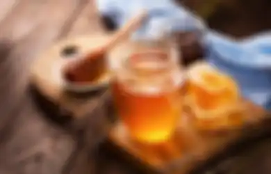 Redakan Asam Lambung Naik dengan Madu Herbal, Cukup Campurkan 1 Sendok Teh Madu dengan Segelas Air Hangat