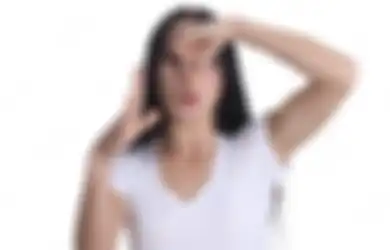 Parfum dan Deodoran Enggak Mempan, 5 Penyebab Bau Badan Susah Hilang!