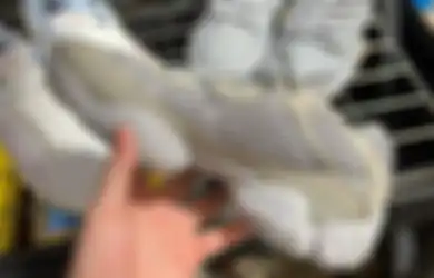 Tanpa Branding YEEZY, adidas akan Tetap Rilis Sneaker YEEZY 500!