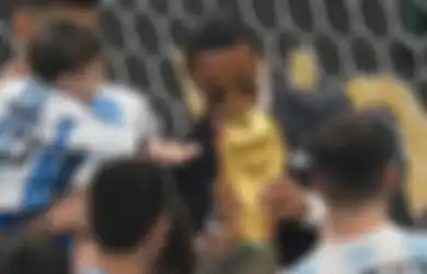 Sentuh Piala Pildun 2022, Salt Bae Resmi Dinyatakan Langgar Aturan, FIFA Beri Tindakan!
