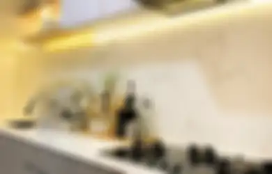 Model Pencahayaan Ini Bikin Foto Dapur Kecil Kian Aesthetic, Ada yang Dipasangi Lampu Tak Biasa