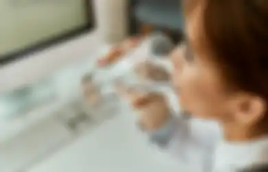 VIRAL Minum Oralit Saat Sahur Diklaim Bikin Puasa Tahan Lama, Begini Penjelasan Dokter
