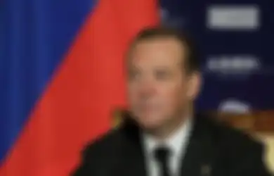 Sudah Dilihat 25 Juta Kali di Twitter, Viral Ramalan Mantan Presiden Rusia Dmitry Medvedev Sebut Jerman-Perancis Perang hingga Ukraina Akan Bubar di 2023, Elon Musk: Prediksi Paling Absurd