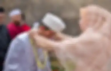 Asyik Ena-ena Malah Dikepung Warga, Begini Detik-detik Penggerebekan Suami yang Selingkuh dengan Ibu Mertua