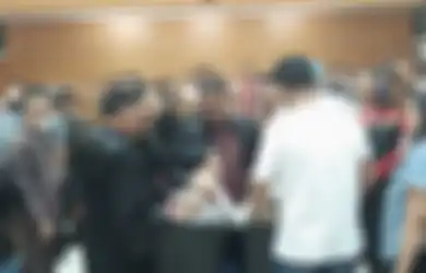 Kemenangan Nikita Mirzani Dianggap Kurang Asik, Nyai Ngaku Sudah Siap Bongkar Nama-nama Petinggi yang Terlibat Laporan Dito Mahendra: Belum Puaslah!