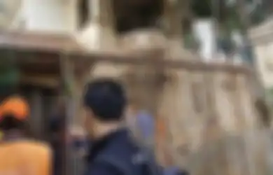 Diselimuti Debu Tebal, Foto Kondisi Interior Rumah Mewah Ibu Eny dan Tiko Diunggah, Hiasan Dindingnya Jadi Sorotan