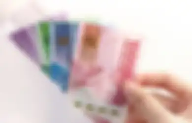 Orang Amerika Kaget Saat Tahu Gaji di Indonesia Rata-rata 4,5 Juta, Videonya Viral di TikTok