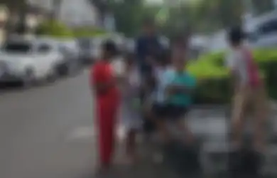 Pro Cons Permainan Lato-Lato Menurut Psikolog, Healing Tapi Bising!