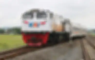 Kabar Gembira! KAI Beri Diskon Tiket Kereta Api untuk 6 Alumni Universitas Ini, Begini Cara Mendapatkannya