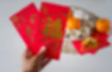 3 Tipe Zodiak Saat Dapat Angpao Imlek. Siapa yang Sisihkan Buat Nabung?