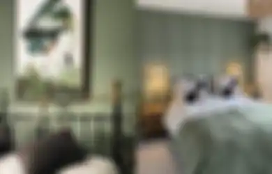 8 Cara Menghadirkan Warna Hijau Sage Green di Kamar tidur