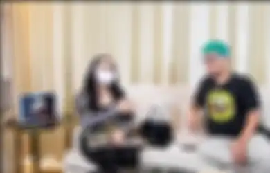 Ngaku Layani Berhubungan Badan Cuma Dibayar KTP, Wanita Ini Murka Pada Razman Nasution hingga Sentil Soal Karma