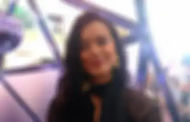 Biodata Artis Eva Celia, Penyanyi yang Tengah Disorot Usai Ngaku Minder Jadi Anak Musisi Senior Indra Lesmana