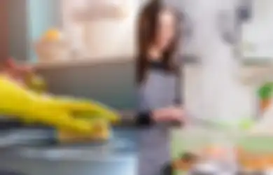 8 Cara Mencegah dan Mengatasi Bau dan Asap di Dapur Minimalis