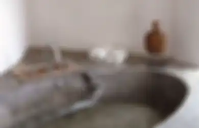 Bawa Filosofi Wabi-Sabi ke Kamar Mandi Anda dengan Tips Berikut!