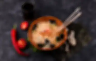 Bukan Asal Cemplung Air Mendidih yang Penting Matang, Berikut Cara Memasak Mi Agar Kenyal Sempurna