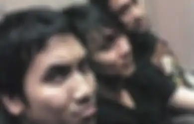 Eross 'Sheila on 7' Ternyata Bagian dari Band Komedi The Cash, Ini Perannya