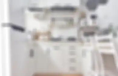 Makin Sibuk Saat Ramadan, Ini Cara Buat Tampilan Dapur Kecil Putih Selalu Bersih, Fotonya Estetik