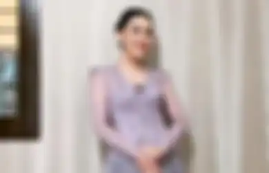 Rambutnya Dikepang Dua, Penampilan Ayu Ting Ting Saat Main FIlm di Usia 12 Tahun Jadi Sorotan