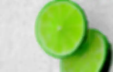 Tips Hidup Bagi Penderita Ketombe, Ternyata Bisa Diatasi dengan Jeruk Nipis, Caranya Gampang Banget!