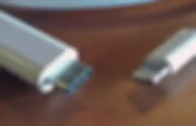 USB-C di iPhone 15 Dikabarkan Cuma Port Lightning Yang Didesain Ulang