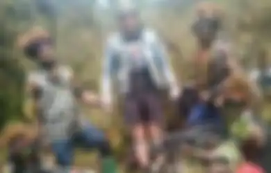 Bikin Warga Ketakutan, KKB Papua Sebarkan Video Penyanderaan Philips Mark Merthens dan Pembakaran Pesawat Susi Air