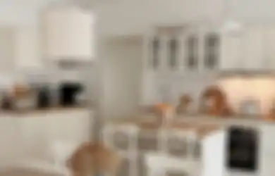 Cara Mendesain Dapur Putih Lebih Cantik, Tambah Tekstur Alami, Potretnya Jadi Estetik Saat Ramadan