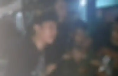 Pelaku Pembunuhan Bos Ayam Goreng Dibentak, Cuma Bisa Ngomong Begini, Fotonya Gak Terlihat Nyesel